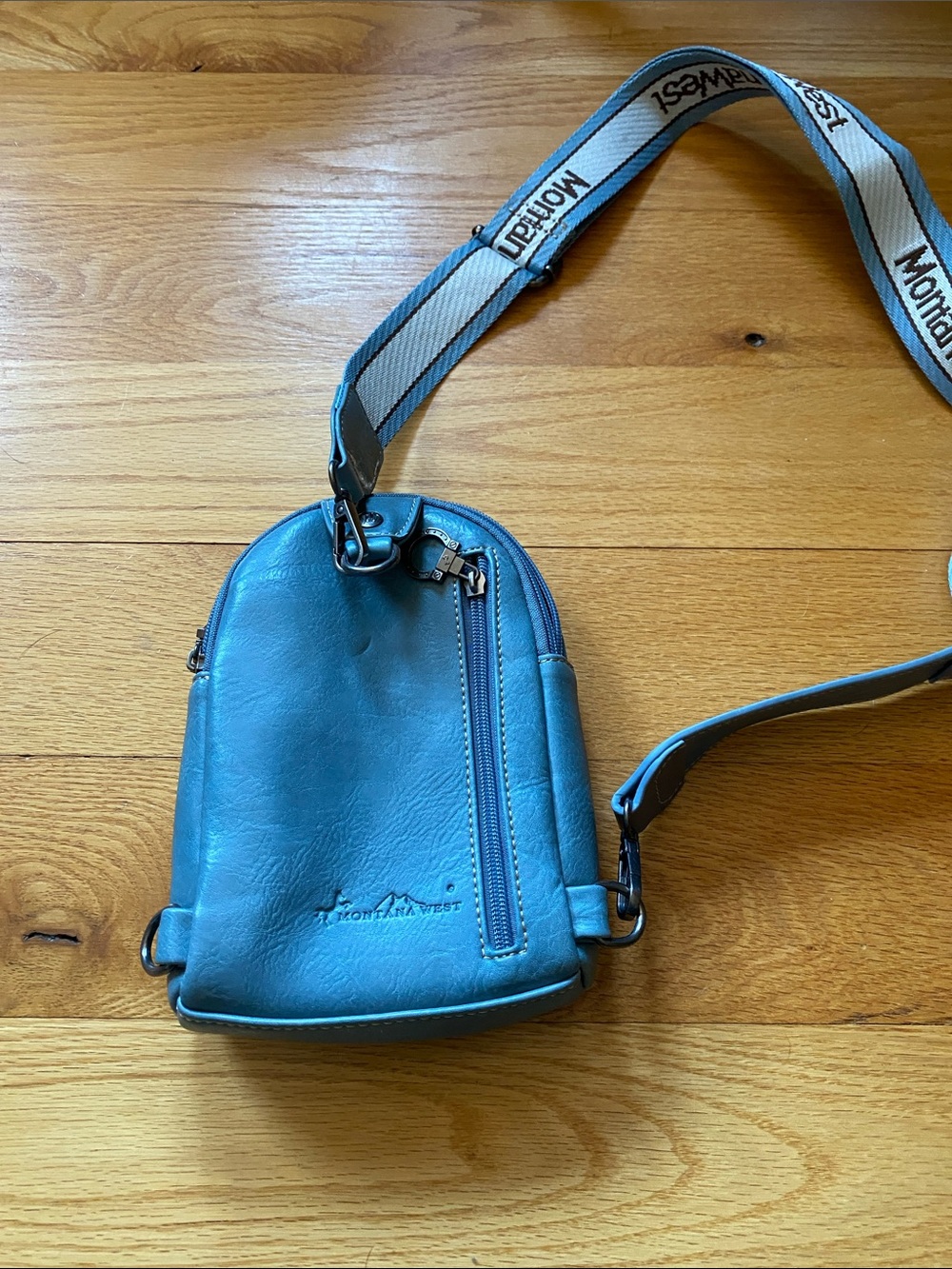 Small Montana West Turquoise Blue Feather Embroidered Crossbody Bag - Picture 2 of 3